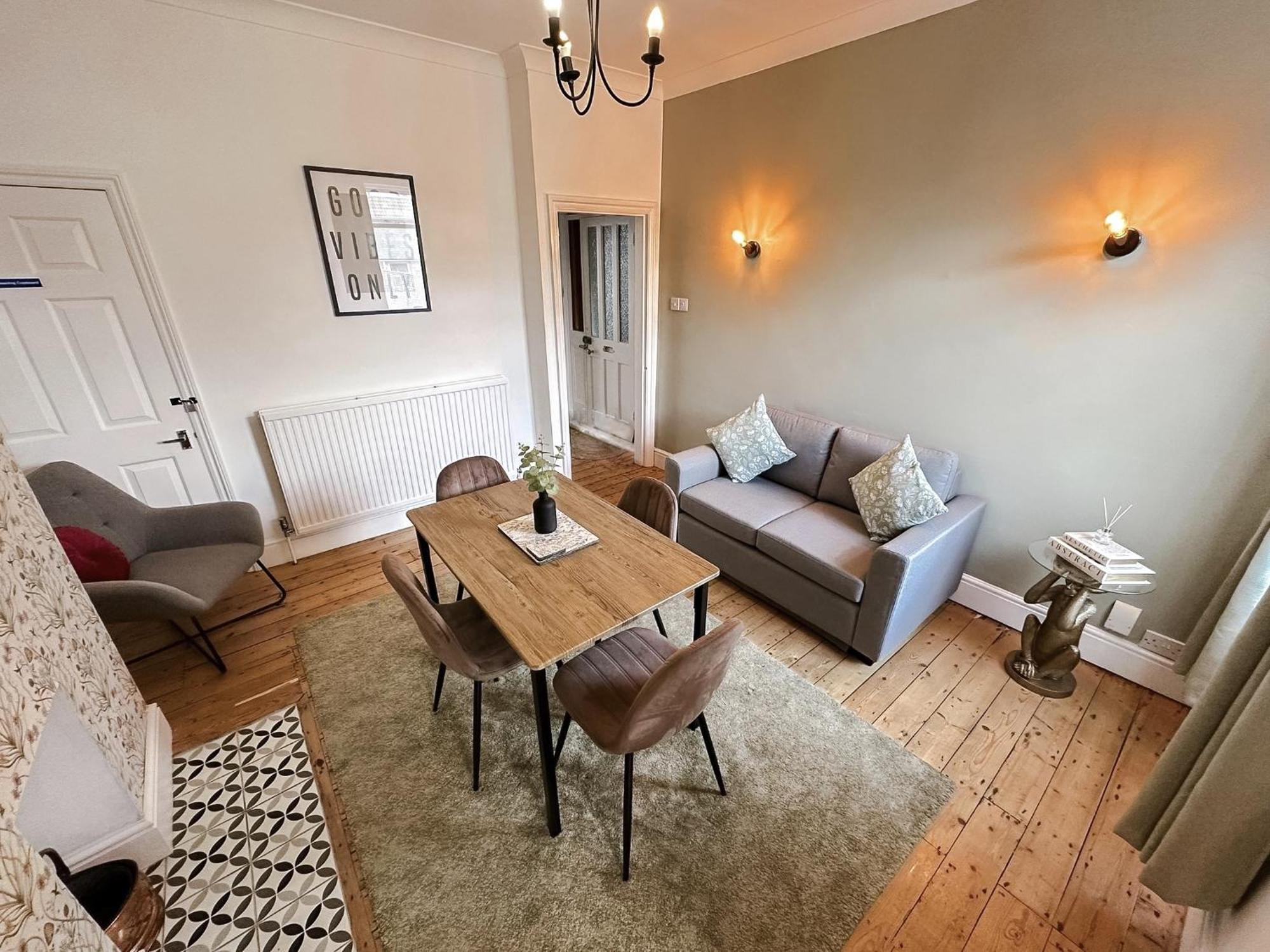 Cecil House - Stylish 2-Bed, Sleeps 5 Guests, Free Parking, Close To Cathedral, Bars & Restaurants Lincoln Extérieur photo
